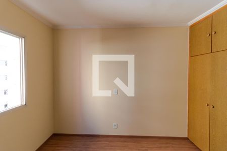 Apartamento à venda com 74m², 2 quartos e 1 vagaQuarto 02