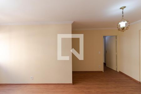 Salas de apartamento à venda com 2 quartos, 74m² em Centro, Campinas