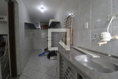 Casa à venda com 222m², 4 quartos e 2 vagasCozinha Área de Serviço 