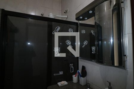 Casa à venda com 222m², 4 quartos e 2 vagasBanheiro Social