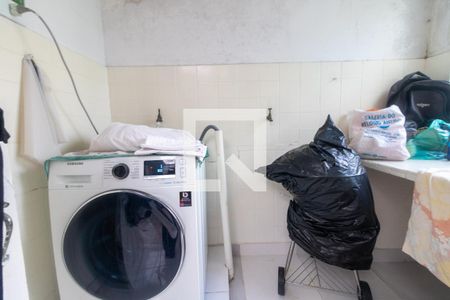 Casa à venda com 300m², 4 quartos e 3 vagasQuarto de Serviço