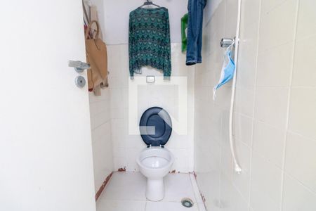 Casa à venda com 300m², 4 quartos e 3 vagasBanheiro de Serviço