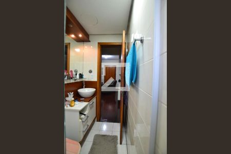 Apartamento à venda com 65m², 2 quartos e 2 vagasBanheiro