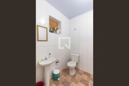 Casa à venda com 306m², 3 quartos e 5 vagasBanheiro de serviço