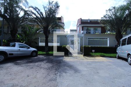 Casa de condomínio à venda com 375m², 5 quartos e 3 vagasFachada do Condomínio