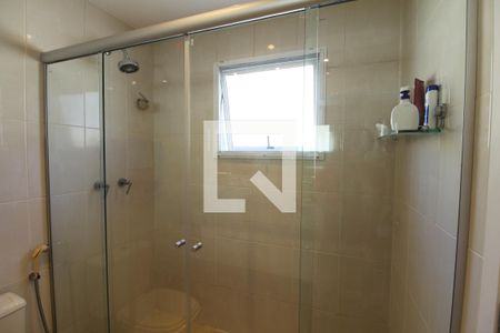 Casa de condomínio à venda com 375m², 5 quartos e 3 vagasBanheiro - Suíte 2