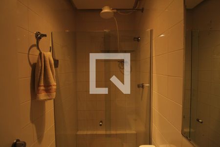 Casa de condomínio à venda com 375m², 5 quartos e 3 vagasBanheiro Social 2