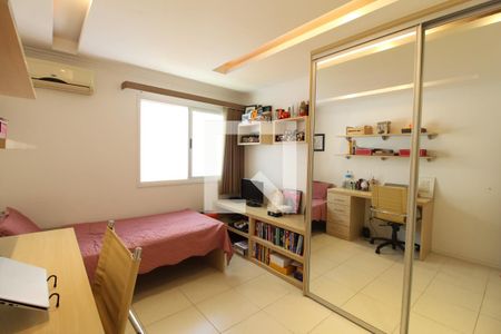 Casa de condomínio à venda com 375m², 5 quartos e 3 vagasSuíte 3