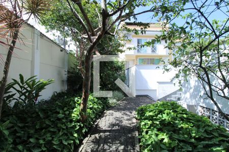 Casa de condomínio à venda com 375m², 5 quartos e 3 vagasÁrea Comum - Jardim