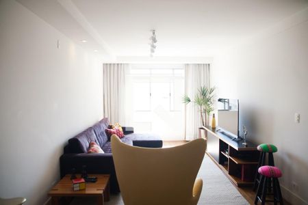 Sala de apartamento para alugar com 3 quartos, 136m² em Bela Vista, São Paulo