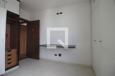 Quarto de apartamento à venda com 2 quartos, 100m² em Jardim Taboão, São Paulo