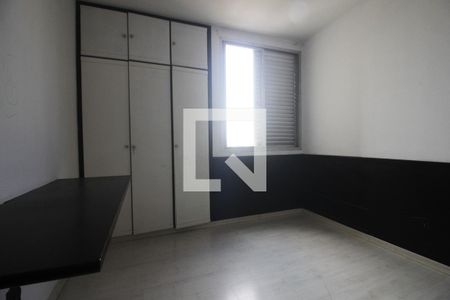Quarto de apartamento à venda com 2 quartos, 100m² em Jardim Taboão, São Paulo
