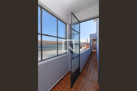 Casa para alugar com 120m², 2 quartos e 1 vagaEntrada