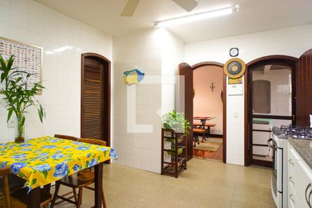 Casa de condomínio à venda com 540m², 4 quartos e 4 vagasCozinha