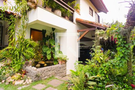 Casa de condomínio à venda com 540m², 4 quartos e 4 vagasÁrea Externa