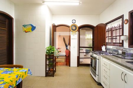 Casa de condomínio à venda com 540m², 4 quartos e 4 vagasCozinha