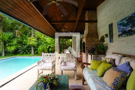 Casa de condomínio à venda com 540m², 4 quartos e 4 vagasÁrea Externa - Varanda Gourmet