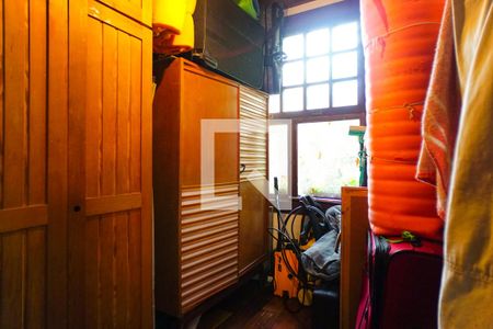 Casa de condomínio à venda com 540m², 4 quartos e 4 vagasQuarto de Serviço