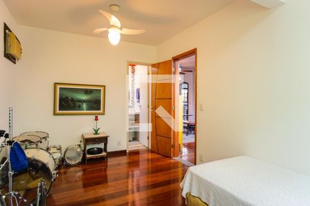 Casa de condomínio à venda com 540m², 4 quartos e 4 vagasSuíte 1