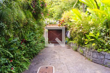 Casa de condomínio à venda com 540m², 4 quartos e 4 vagasÁrea Externa - Garagem