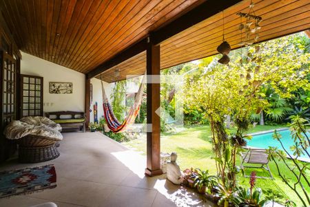 Casa de condomínio à venda com 540m², 4 quartos e 4 vagasVaranda da Sala