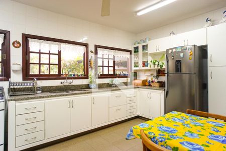 Casa de condomínio à venda com 540m², 4 quartos e 4 vagasCozinha