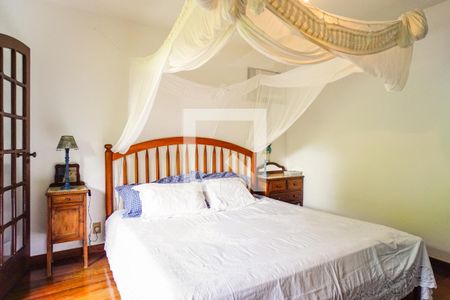 Casa de condomínio à venda com 540m², 4 quartos e 4 vagasSuíte 2