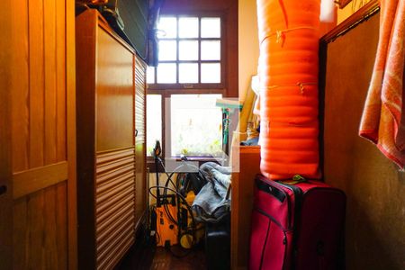 Casa de condomínio à venda com 540m², 4 quartos e 4 vagasQuarto de Serviço