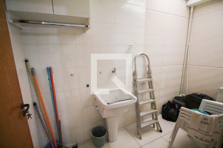 Casa de condomínio à venda com 56m², 2 quartos e 2 vagas Casa de condomínio à venda com 56m², 2 quartos e 2 vagasArea de serviço