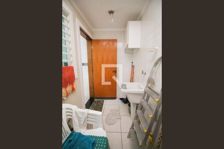 Casa de condomínio à venda com 56m², 2 quartos e 2 vagas Casa de condomínio à venda com 56m², 2 quartos e 2 vagasArea de serviço