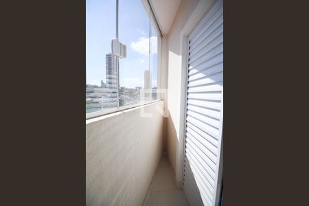 Casa de condomínio à venda com 56m², 2 quartos e 2 vagas Casa de condomínio à venda com 56m², 2 quartos e 2 vagasSacada Quarto 1