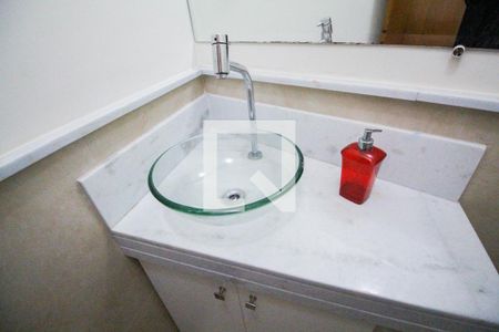 Casa de condomínio à venda com 56m², 2 quartos e 2 vagas Casa de condomínio à venda com 56m², 2 quartos e 2 vagasLavabo