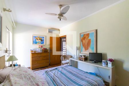 Casa à venda com 263m², 3 quartos e 5 vagasQuarto 1 - Suíte