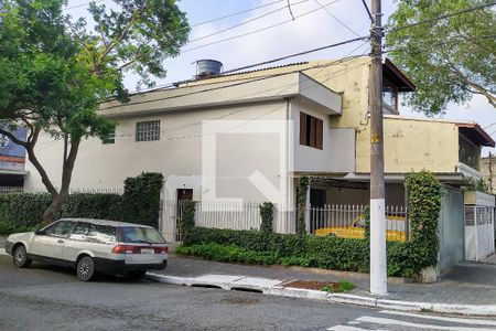 Casa à venda com 150m², 2 quartos e 3 vagasFachada