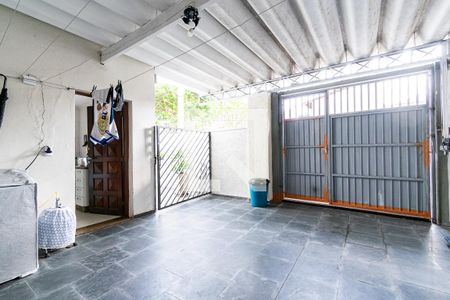 Casa à venda com 150m², 2 quartos e 3 vagasLavanderia/ garagem 1