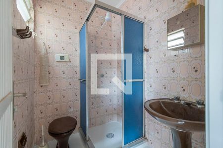 Banheiro de kitnet/studio à venda com 1 quarto, 31m² em Santana, Porto Alegre