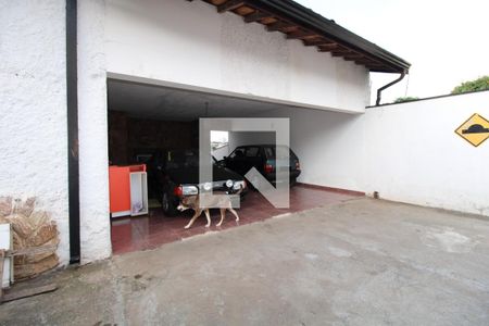 Casa à venda com 316m², 3 quartos e 6 vagasGaragem