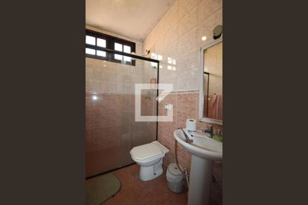 Casa à venda com 316m², 3 quartos e 6 vagasBanheiro Social