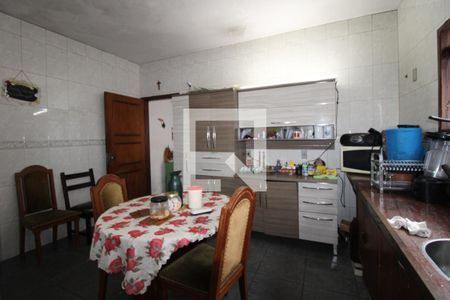 Casa à venda com 316m², 3 quartos e 6 vagasCozinha