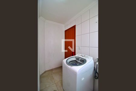 Casa de condomínio à venda com 158m², 3 quartos e 4 vagasÁrea de Serviço