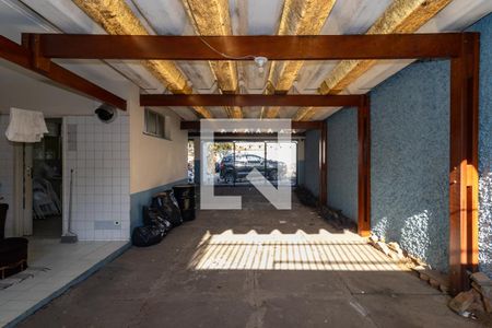 Garagem de casa à venda com 4 quartos, 340m² em Planalto Paulista, São Paulo
