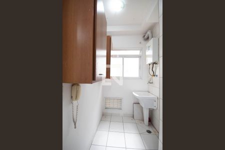 Área de Serviço de apartamento para alugar com 2 quartos, 57m² em Umuarama, Osasco