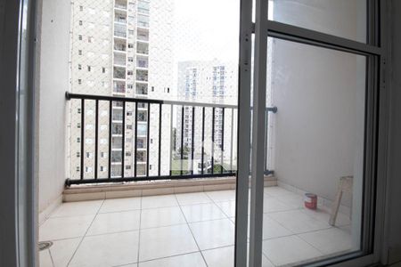 Sacada de apartamento para alugar com 2 quartos, 57m² em Umuarama, Osasco