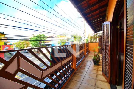 Varanda de casa para alugar com 3 quartos, 400m² em Parque João Ramalho, Santo André