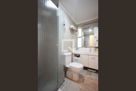 Apartamento à venda com 76m², 3 quartos e 1 vaga Apartamento à venda com 76m², 3 quartos e 1 vagaBanheiro