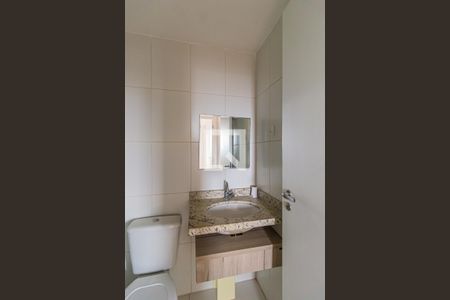 Apartamento à venda com 52m², 2 quartos e 1 vaga Apartamento à venda com 52m², 2 quartos e 1 vagaBanheiro