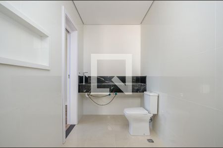 Apartamento à venda com 146m², 4 quartos e 3 vagasBanheiro da Suíte 1