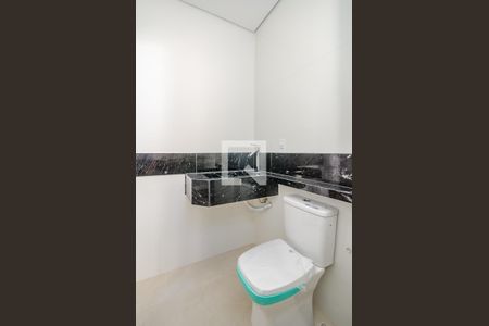 Apartamento à venda com 146m², 4 quartos e 3 vagasBanheiro da Suíte 2