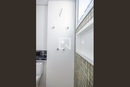 Apartamento à venda com 146m², 4 quartos e 3 vagasBanheiro da Suíte 2