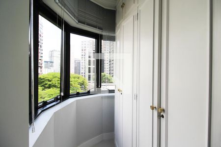 Apartamento para alugar com 120m², 2 quartos e 2 vagasVaranda da Suíte 